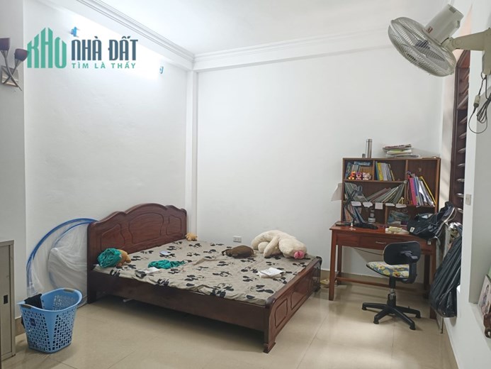 BÁN NHÀ TRƯƠNG ĐỊNH, Ô TÔ ĐỖ GẦN, TẶNG FULL NỘI THẤT, NHÀ 4 NGỦ SIÊU ĐẸP 45M2 * 4 PN HƠN 4 TỶ