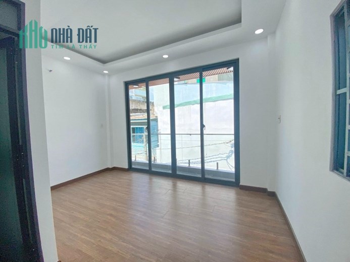 Nhà Ngay Trung Tâm Quận 7 - Giá Chỉ 3,2Tỷ - Cầu Tân Thuận - Nguyễn Thị Xiếu - Trần Xuân Soạn