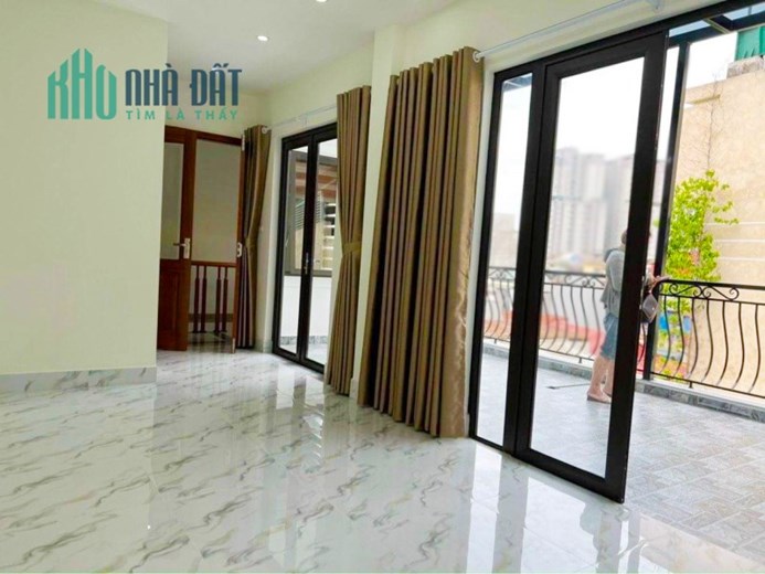 Chính chủ tôi bán nhà Vương Thừa Vũ, Thanh Xuân, ngõ 7 chỗ vào nhà, 45m2 x 6 tầng thang máy , MT 9m