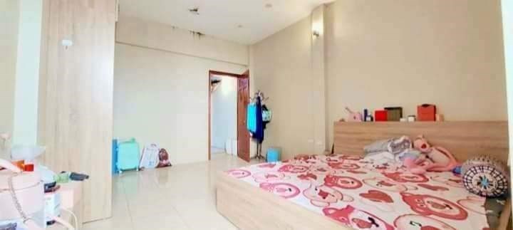 BÁN NHÀ ĐẸP 4 TẦNG DT:32M2 MT:3.95 M 3 PHÒNG NGỦ GIÁ:2.6 TỶ GẦN PHỐ TRẦN HƯNG ĐẠO QUẬN HOÀN KIẾM