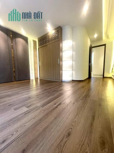 Nhà Nguyễn Lương Bằng, Đống Đa cực đẹp, Gara 2 ô tô, 6 tầng thang máy, 16.9 tỷ