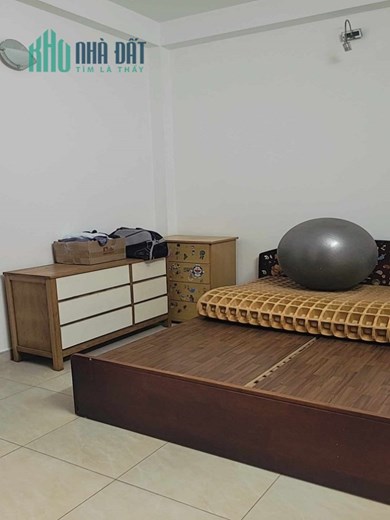 Bán nhà HXH Khu chợ Phạm Văn Hai, P3, Tân Bình, 52m2, 4 tầng, ngang hơn 5m.