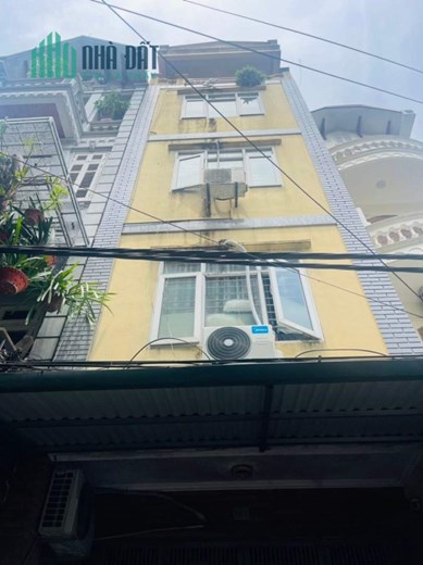 lạc long quân 59,5m 5t 11 tỷ oto vào nhà kinh doanh đỉnh gần hồ tây.