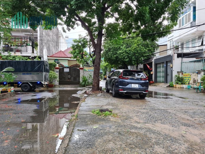 Bán nhà sau coopmart Bình Chiệu giá 1ty250. đang cho thuê 4 triệu. Tháng