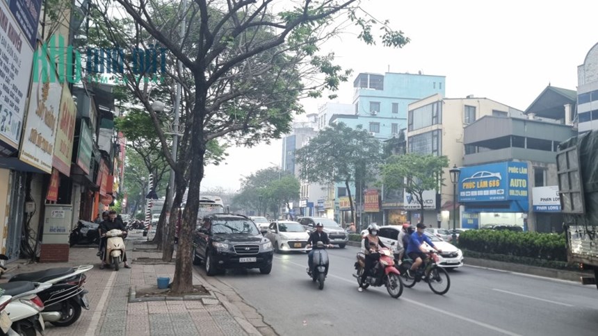 BÁN NHÀ NGUYỄN VĂN CỪ LONG BIÊN 56M  GIÁ 3 TỶ 8 NHÀ GẦN PHỐ Ô TÔ ĐỖ CỬA 2 THOÁNG
