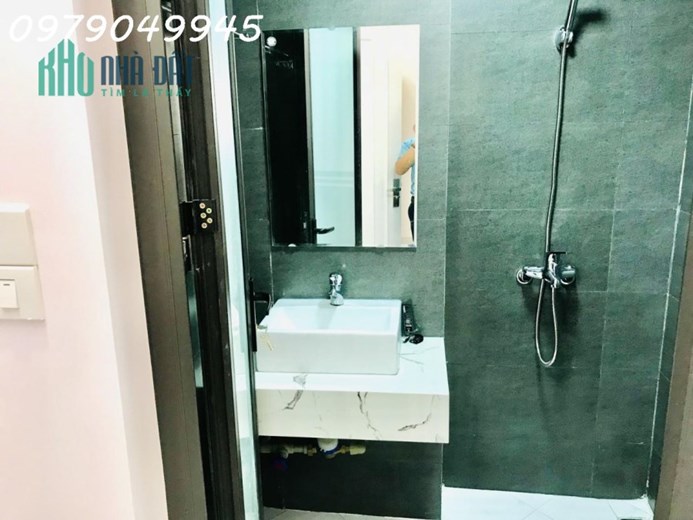BÁN NHÀ TRỌ XUÂN THỦY 82M2X7T, THANG MÁY, 140 TRIỆU/THÁNG, 15M Ô TÔ, GIÁ 16 TỶ