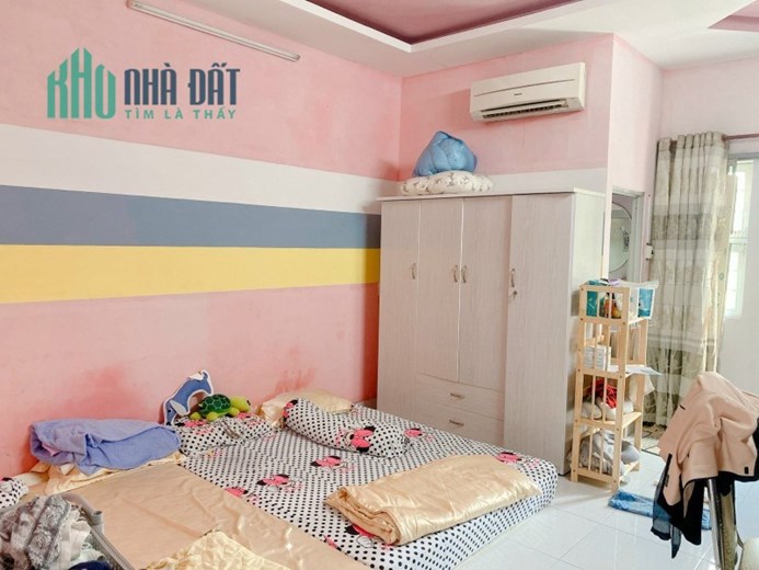 Giá đầu tư- 96m2- Nhà 2 tầng-Hẻm ô tô tải-200m Ra Lê Văn Việt-3.8 tỷ.