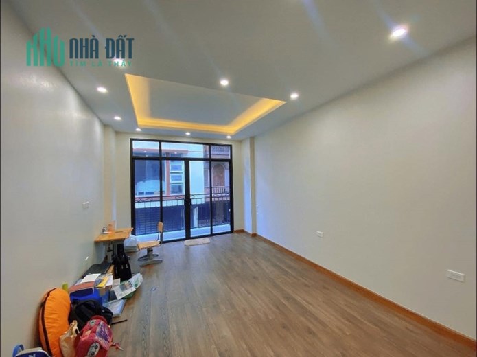 97m 6 Tầng Mặt Tiền 4m Mặt Phố Trần Duy Hưng Trung Tâm Cầu Giấy. Mặt Phố Kinh Doanh Sầm Uất Nhất Hà