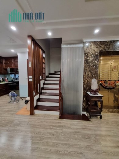 75m 6 Tầng Mặt Tiền 10m Nhỉnh 15 Tỷ Trung Tâm Cầu Giấy. Nhà Căn Góc 6 Tầng Thang Máy. Kinh Doanh