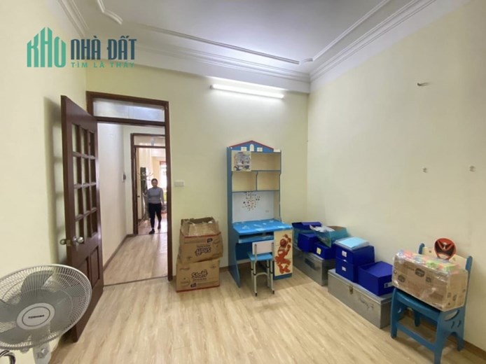 60m Mặt Tiền 4.5m Nhỉnh 11 Tỷ Trung Tâm Quận Cầu Giấy. Ô Tô Tránh. Vị Trí Đắc Địa. Kinh Doanh Hay