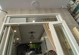 CHỈ 1,8 TỶ CÓ NHÀ 3 TẦNG 2PN KHU VIP QUẬN 10.