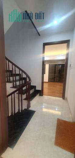 Bán nhà Ngô Gia Tự, Dt 51m, nhà 4 tầng giá gần 4 tỷ.