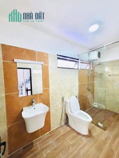 55m 5 Tầng Mặt Tiền 4m Nhỉnh 6 Tỷ. Vài Bước Chân Ra Mặt Phố Trần Duy Hưng. Ngõ Thông Kinh Doanh