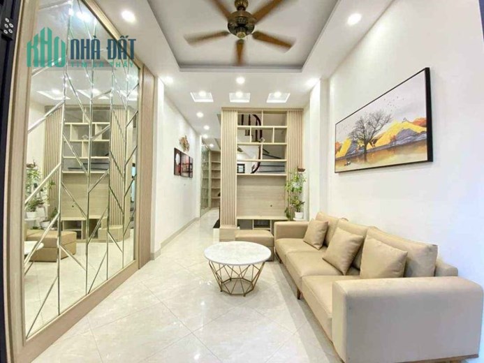 Bán nhà phố Trương Định, 30m2 x 5 tầng, nhà mới xây hiện đại, nhỉnh 3 Tỷ
