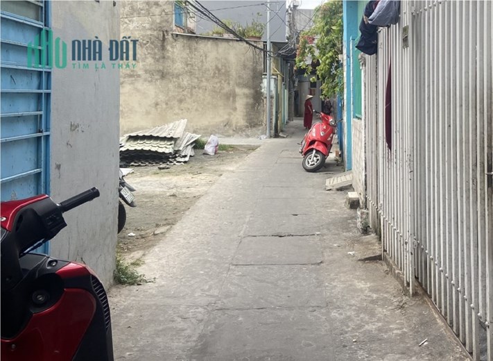 Nhà Trần Cao Vân gần Chợ Tam Thuận, 46m2, 2 tầng, 1.65tỷ