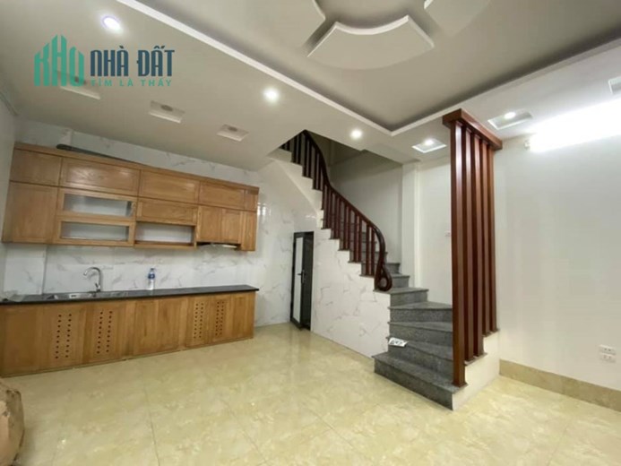 Bán nhà Quan Nhân 5 tầng 45m² Vỉa Hè  Ô TÔ, Kinh Doanh, ở luôn, giá 6,5 tỷ