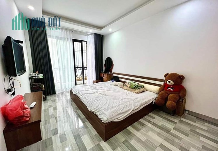 Bán nhà phố Trương Định, 30m2 x 5 tầng, nhà mới xây, giá 3 Tỷ