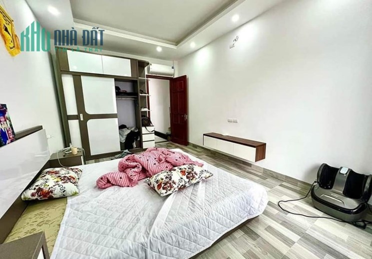 Bán nhà phố Trương Định, 30m2 x 5 tầng, nhà mới xây, giá 3 Tỷ