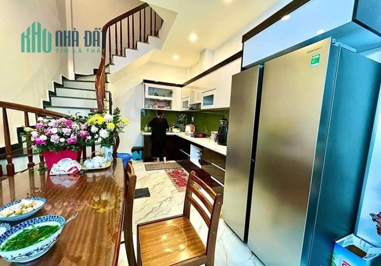 Bán nhà phố Trương Định, 30m2 x 5 tầng, nhà mới xây, giá 3 Tỷ