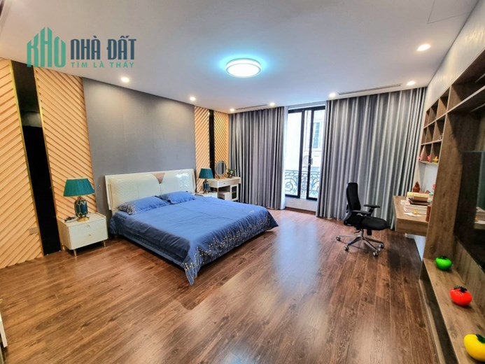 Bán nhà Trần Quang Diệu, Đống Đa 65m, 5 tầng, mt 4.5m, giá: 12.5 tỷ