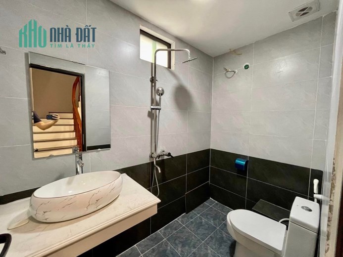 Nhà đẹp, Trần Phú Hà Đông, 35m, ô tô đỗ cách nhà 70m, giá nhỉnh 3 tỷ