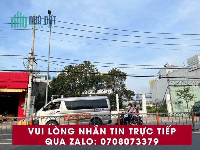 Chủ nhà cần bán bán căn nhà ở Củ Chi. Nay tôi cần tiền đi định cư nên bán gấp giá 23 tỷ,chiều dài