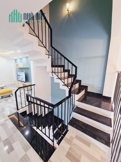 BÁN NHÀ LÔ GÓC HXH LÊ VĂN QUỚI, BÌNH TÂN - 56M2 SỔ A4 - GIÁP TÂN PHÚ - CHỈ 3.3 TỶ TL