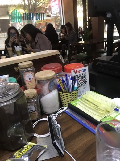 Vì sang nước ngoài định cư nên tôi chính chủ cần sang nhượng lại quán Coffee tâm huyết, vị trú lô