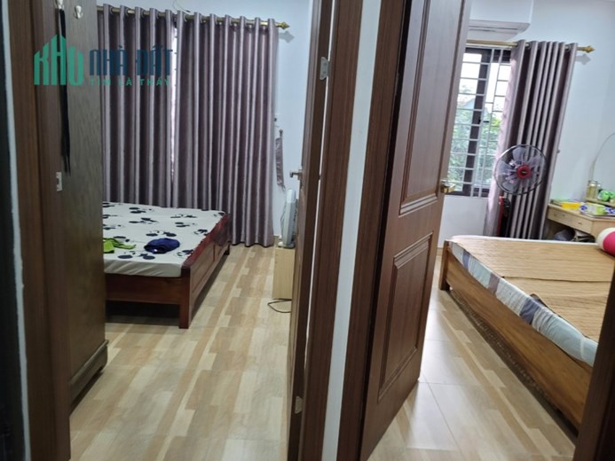 NHÀ DÂN XÂY GẦN QL32 - Ô TÔ TRÁNH, VÀO NHÀ- 2 THOÁNG- NGÕ THÔNG, 57M, 5 TỶ