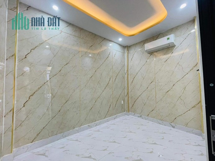 CHÍNH CHỦ BÁN CĂN NHÀ Vị Trí Đắc Địa -  Giá Đầu Tư - Sát Đường Lê Độ ,TP Đà Nẵng