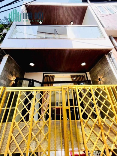 CHÍNH CHỦ BÁN CĂN NHÀ Vị Trí Đắc Địa -  Giá Đầu Tư - Sát Đường Lê Độ ,TP Đà Nẵng