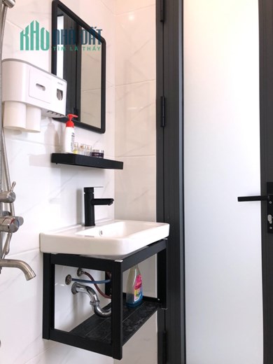 TRỐNG 1 PHÒNG NỘI THẤT CAO CẤP, chỉ 4tr TRONG NHÀ 3 TẦNG MỚI XÂY FULL TIỆN NGHI, QUẬN 8