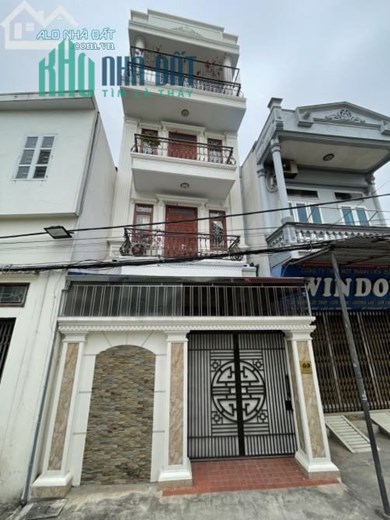 Chính Chủ cần bán nhanh  căn nhà Mặt Đường Đông Mạc - Phường Lộc Hạ - Thành phố Nam Định - Nam Định
