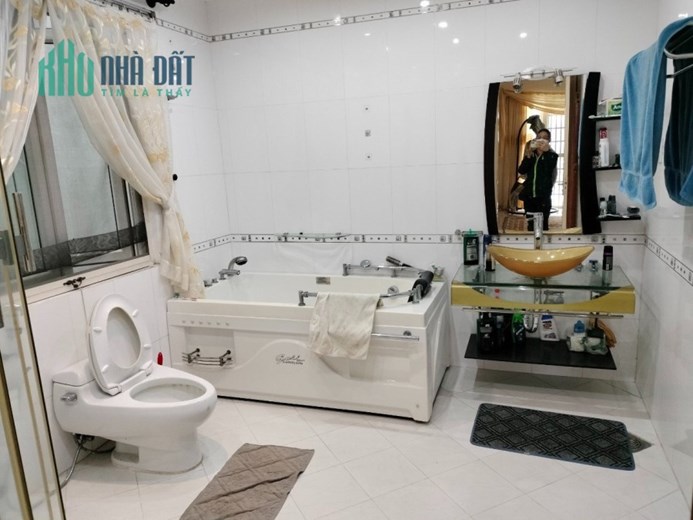 Chính chủ cần bán nhà biệt thự đường Võ Thị Sáu, Phường 2, TP. Vũng Tàu.