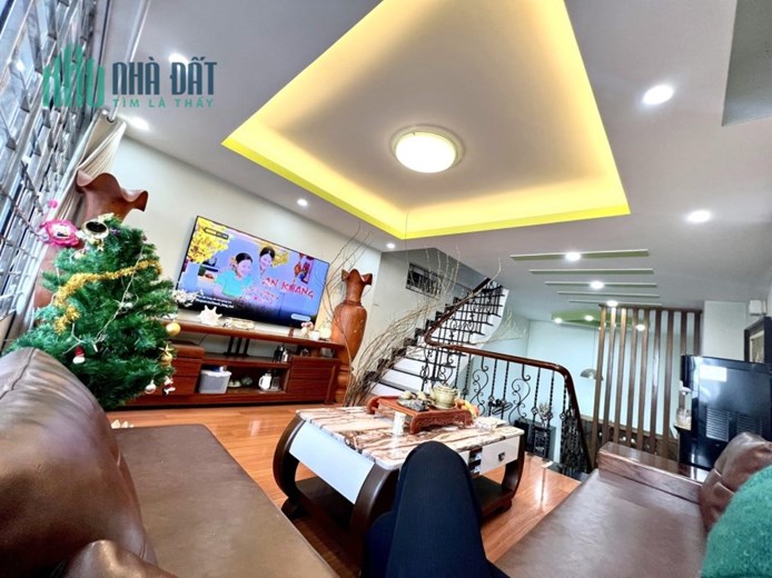 Bán nhà Xuân Đỉnh 45m2, 5T, mt4.1m, 5.6 tỷ, Bắc Từ Liêm.