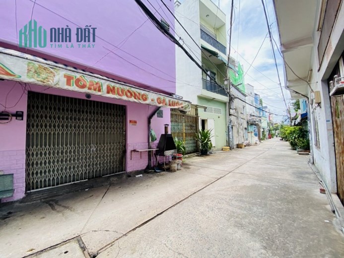 Hẻm xe hơi bán nhà 2 tầng BTCT Tân Hòa Đông Bình Tân 65m2 ngang 5.7 nhỉnh 4 tỷ
