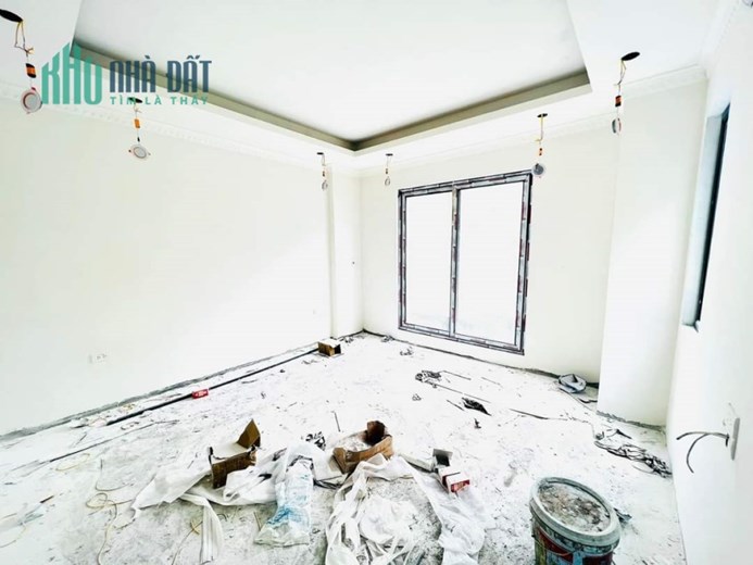 BÁN NHÀ TÂN MAI, TRƯƠNG ĐỊNH 42M 5 TẦNG. NHÀ  CHỦ XÂY KIÊN CỐ, NỞ HẬU. SĐCC - CHỈ 3.9x Tỷ