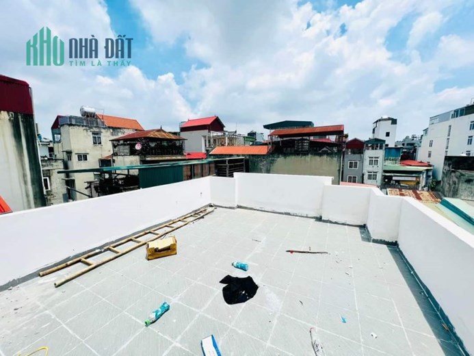 BÁN NHÀ TÂN MAI, TRƯƠNG ĐỊNH 42M 5 TẦNG. NHÀ  CHỦ XÂY KIÊN CỐ, NỞ HẬU. SĐCC - CHỈ 3.9x Tỷ