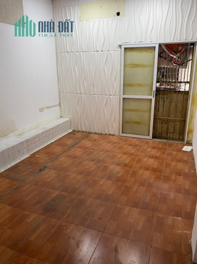 BÁN NHÀ NGÕ PHỐ PHƯƠNG MAI . NHÀ RỘNG , GẦN HỒ PHƯƠNG MAI . GIÁ NHỈNH 90TR/M2