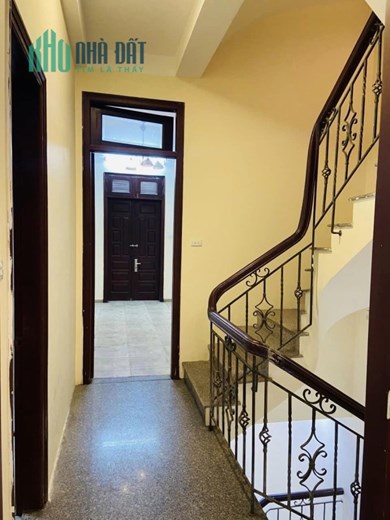 BÁN NHÀ PHÂN LÔ NGUYỄN LƯƠNG BẰNG, ĐỐNG ĐA. 75m2 x 4T, MT 5m. HAI THOÁNG TRƯỚC SAU. GẦN PHỐ. KD ĐA