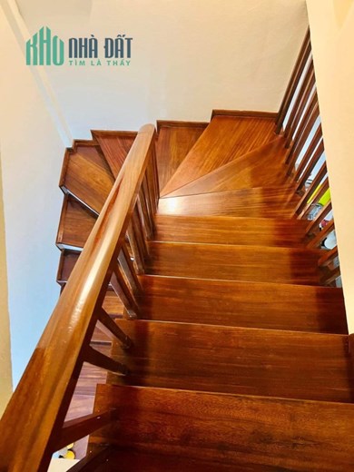 BÁN NHÀ NGỌC HÀ GẦN PHỐ NỘI THẤT XỊ SÒ SẴN Ở 34m CHÀO 5TY1