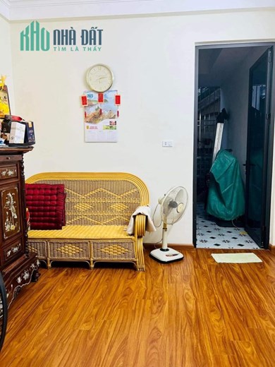 BÁN NHÀ NGỌC HÀ GẦN PHỐ NỘI THẤT XỊ SÒ SẴN Ở 34m CHÀO 5TY1