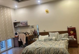 Cần Bán gấp nhà,Hoa Lâm, Long Biên,55m2,Mt 4m, 3 tầng nhỉnh 5 tỷ
