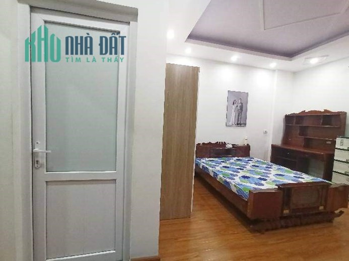 Mặt Phố KD đỉnh,Hoa Lâm Long Biên 51m2,Mt4m, 3 tầng,nhỉnh 5 tỷ.
