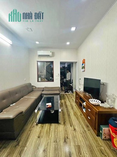Siêu Phẩm Duy Nhất Phố Cầu Diễn 47m2 x 3 tầng,  giá 2.5 tỷ, Oto vài bước chân