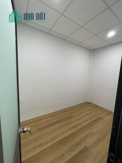 Bán NHÀ RẺ Đẹp Đoàn Văn Bơ Q4 Ngang 3x7m-2 tấm có 1 tỷ hơn