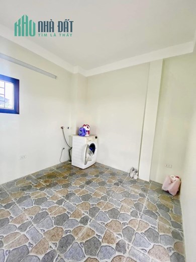 BÁN NHÀ GIÁP BÁT - TRUNG TÂM QUẬN HOÀNG MAI - NHÀ MỚI - 3 BƯỚC RA OTO - GẦN CHỢ - AN SINH TỐT -