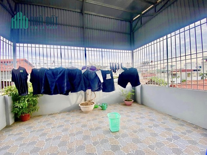BÁN NHÀ GIÁP BÁT - TRUNG TÂM QUẬN HOÀNG MAI - NHÀ MỚI - 3 BƯỚC RA OTO - GẦN CHỢ - AN SINH TỐT -