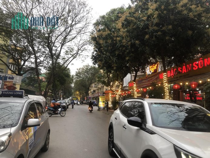 70m 6 Tầng Mặt Tiền 5.5m Phố Nguyễn Khánh Toàn Cầu Giấy. Ô Tô Tránh Dừng Đỗ Ngày Đêm. Vỉa Hè Rộng