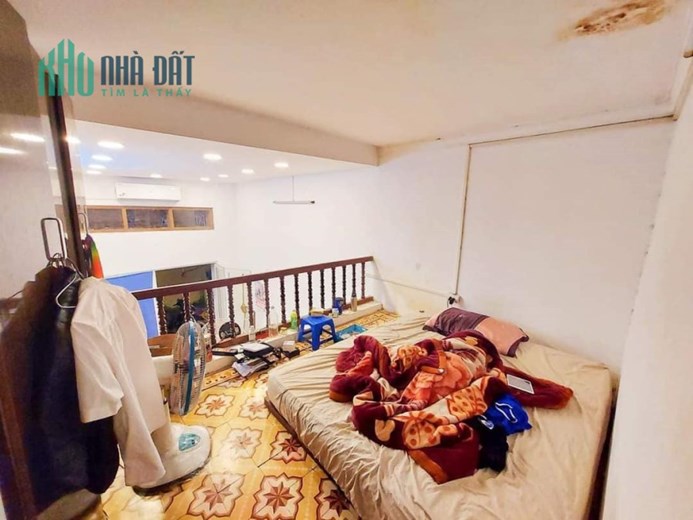 70m Mặt Tiền 4m Nhỉnh 6 Tỷ Phố Nguyễn Văn Huyên Cầu Giấy. Trị Trí Đẹp Giá Đầu Tư. Gần Nhiều Trường